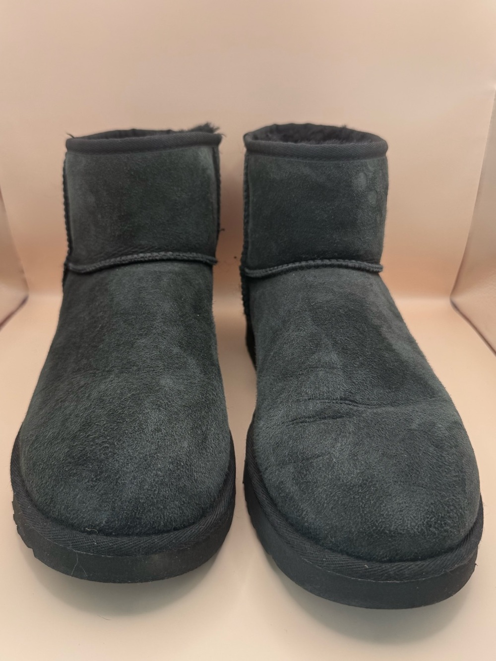 UGG Black Classic Mini II Ankle Boots Shearling Lined Winter Cozy Womens 10